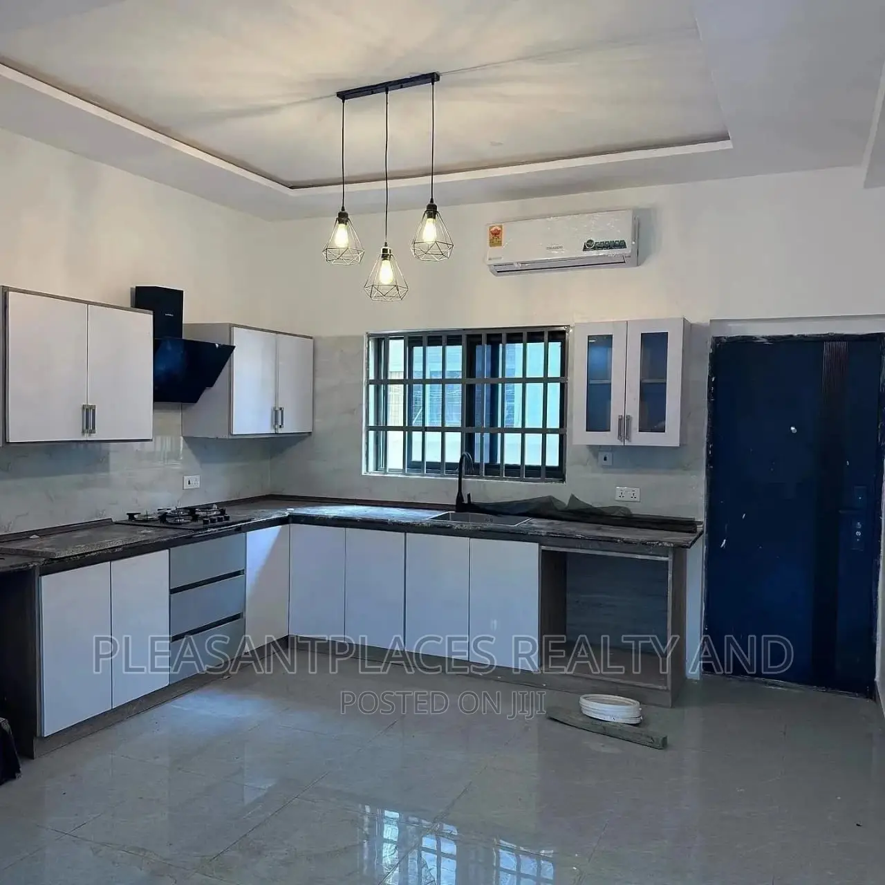 2bdrm House in Pleasantplaces, Accra Metropolitan for sale in Accra Metropolitan