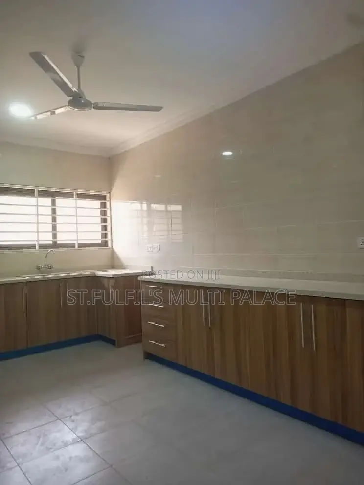 4bdrm House in Pantang Road, Adenta for rent in Adenta