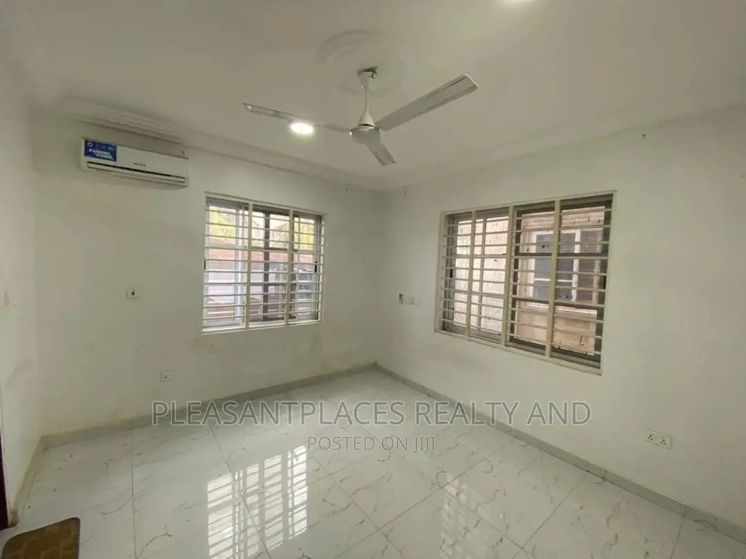 2bdrm Apartment in Pleasantplaces, Accra Metropolitan for rent in Accra Metropolitan