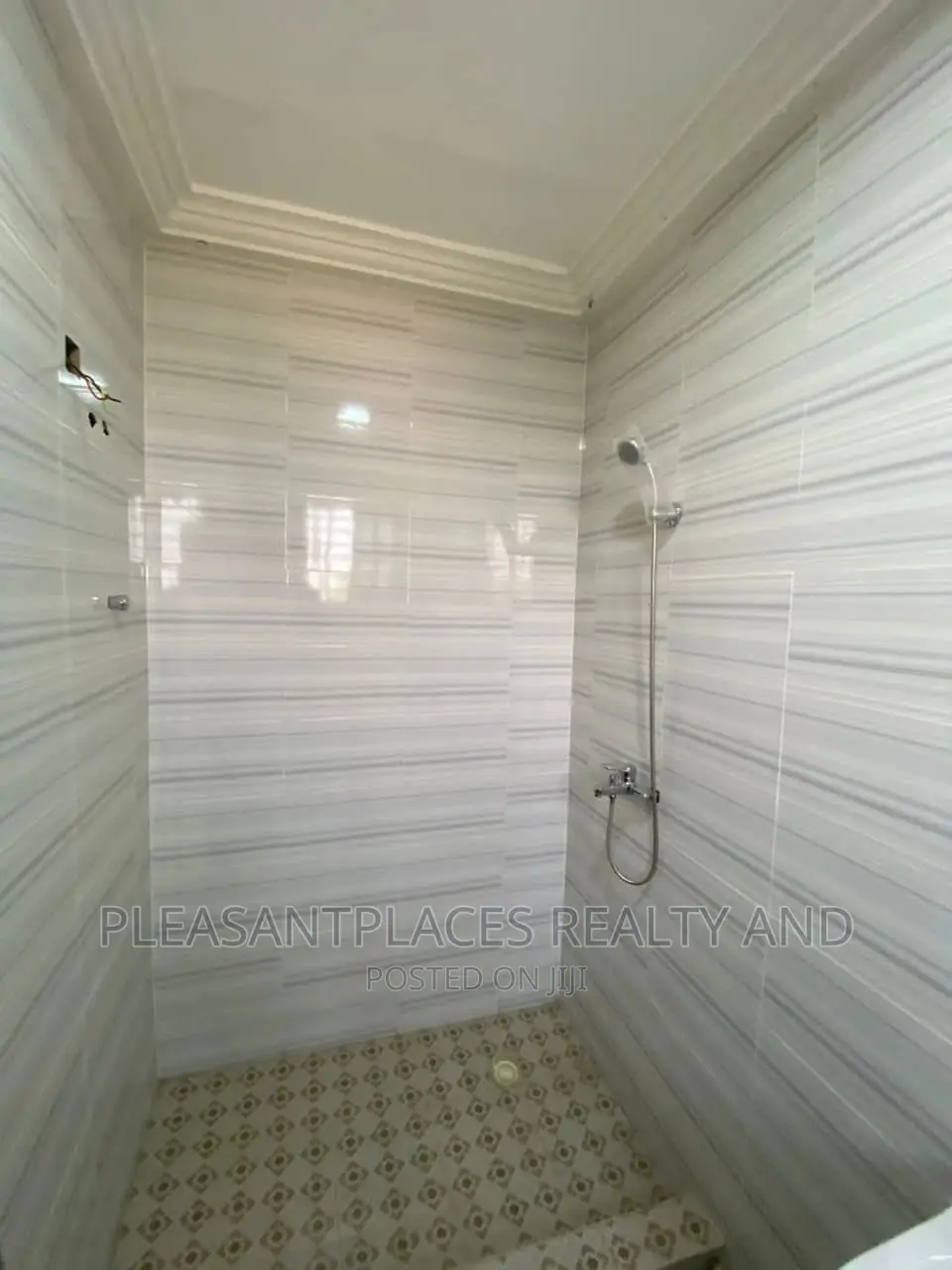 2bdrm Apartment in Pleasantplaces, Accra Metropolitan for rent in Accra Metropolitan