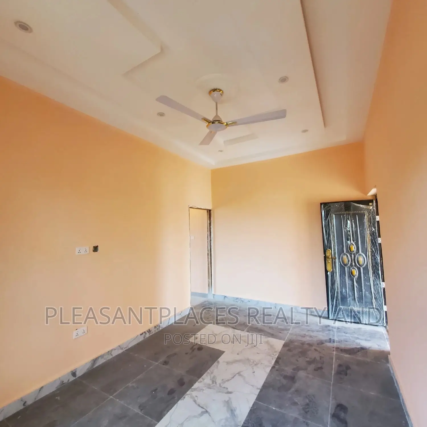 1bdrm Apartment in Pleasantplaces, East Legon for rent in East Legon