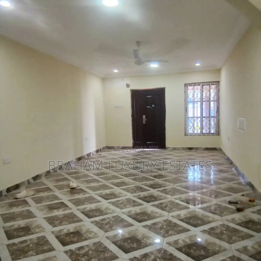 2bdrm Apartment in Baatsona, Spintex for rent in Spintex