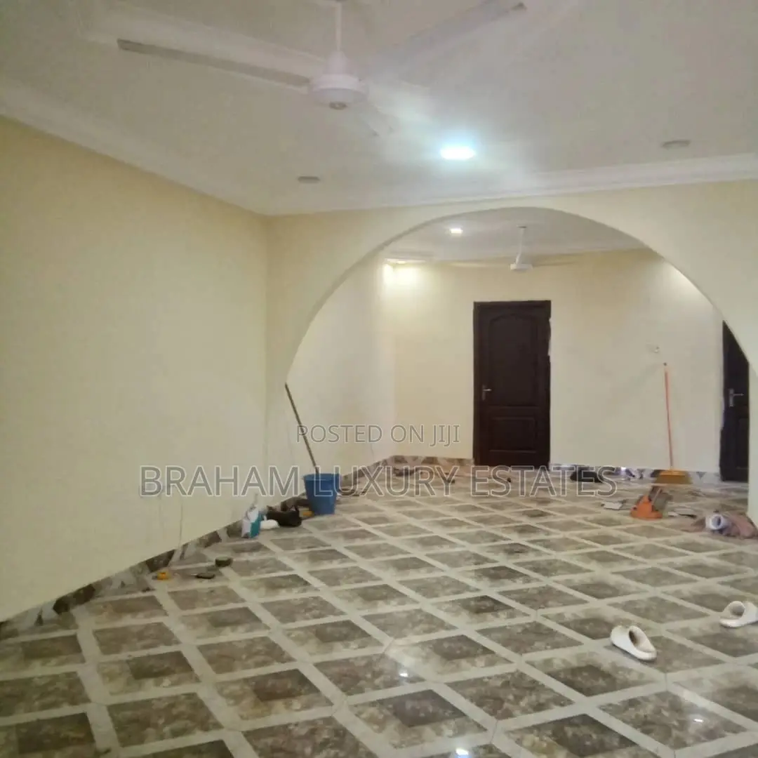 2bdrm Apartment in Baatsona, Spintex for rent in Spintex