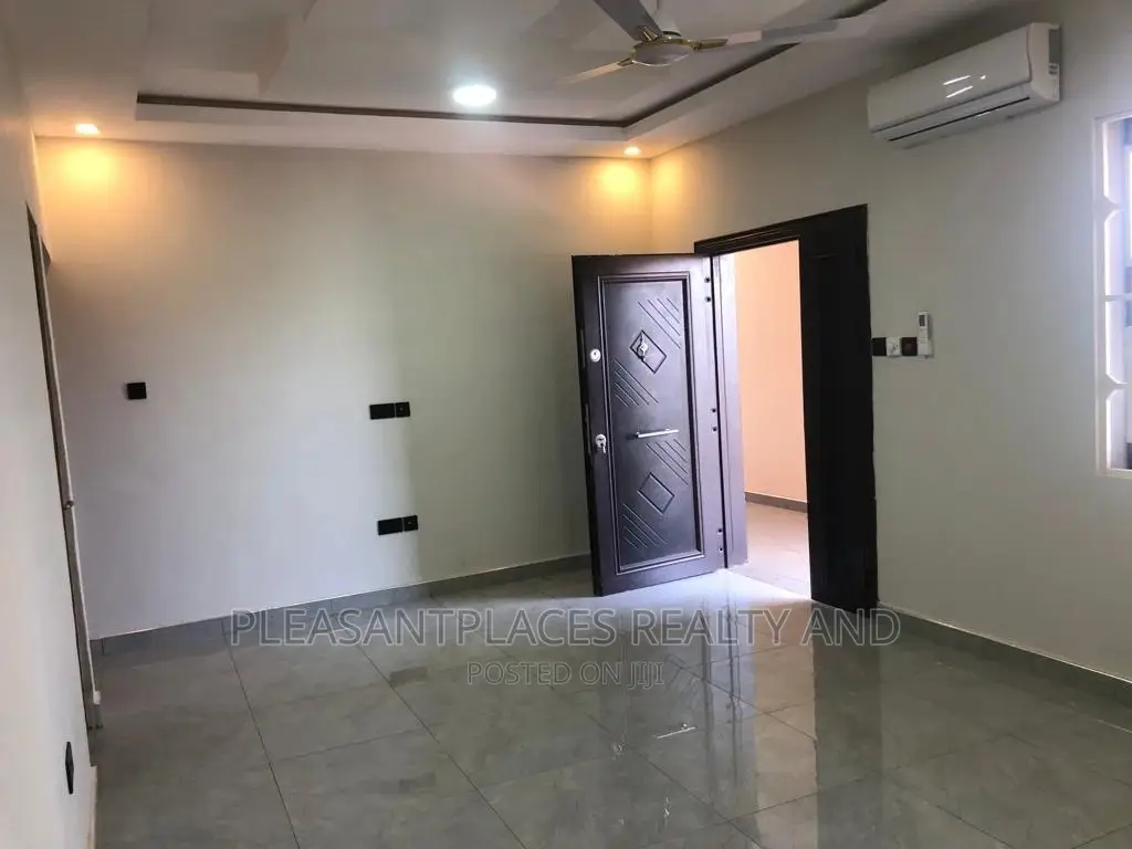 2bdrm Apartment in Pleasantplaces, Haatso for rent in Haatso
