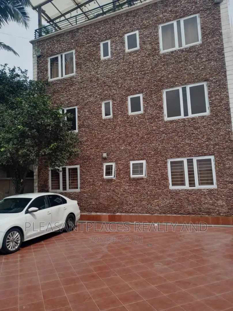 2bdrm Apartment in Pleasantplaces, West Legon for rent in West Legon