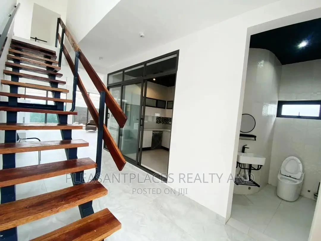 Furnished 3bdrm Duplex in Pleasantplaces, Spintex for sale in Spintex