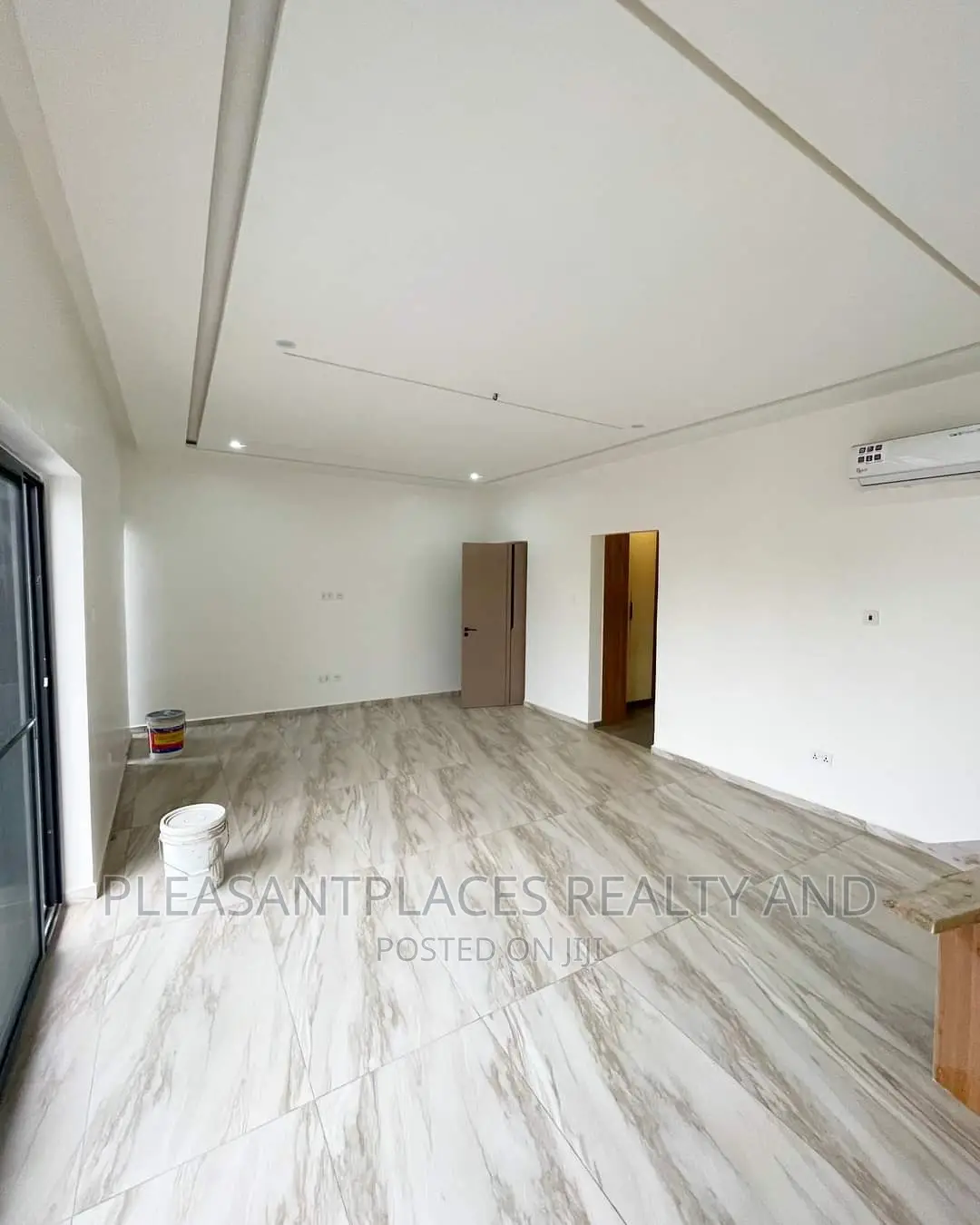 4bdrm Duplex in Pleasantplaces, Adjiriganor for rent in Adjiriganor