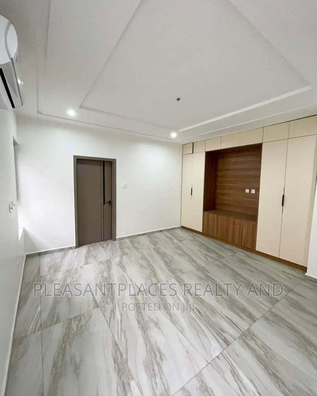 4bdrm Duplex in Pleasantplaces, Adjiriganor for rent in Adjiriganor