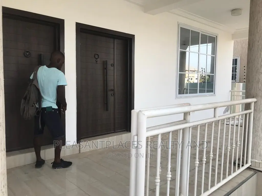 5bdrm Duplex in Pleasantplaces, Accra Metropolitan for rent in Accra Metropolitan