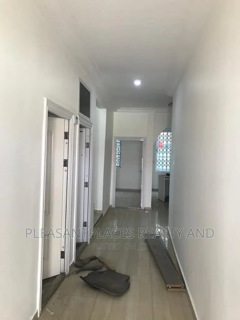 5bdrm Duplex in Pleasantplaces, Accra Metropolitan for rent in Accra Metropolitan