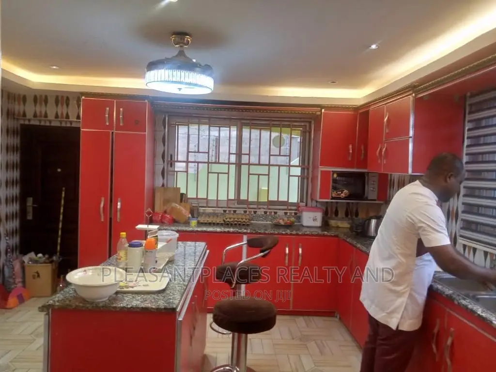 5bdrm Duplex in Pleasantplaces, Accra Metropolitan for rent in Accra Metropolitan