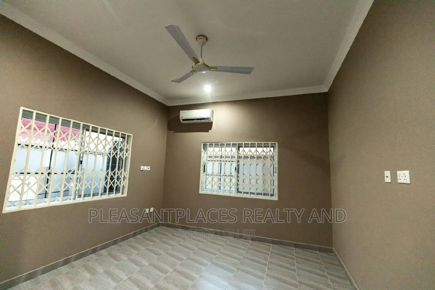 3bdrm House in Pleasantplaces, Spintex for sale in Spintex