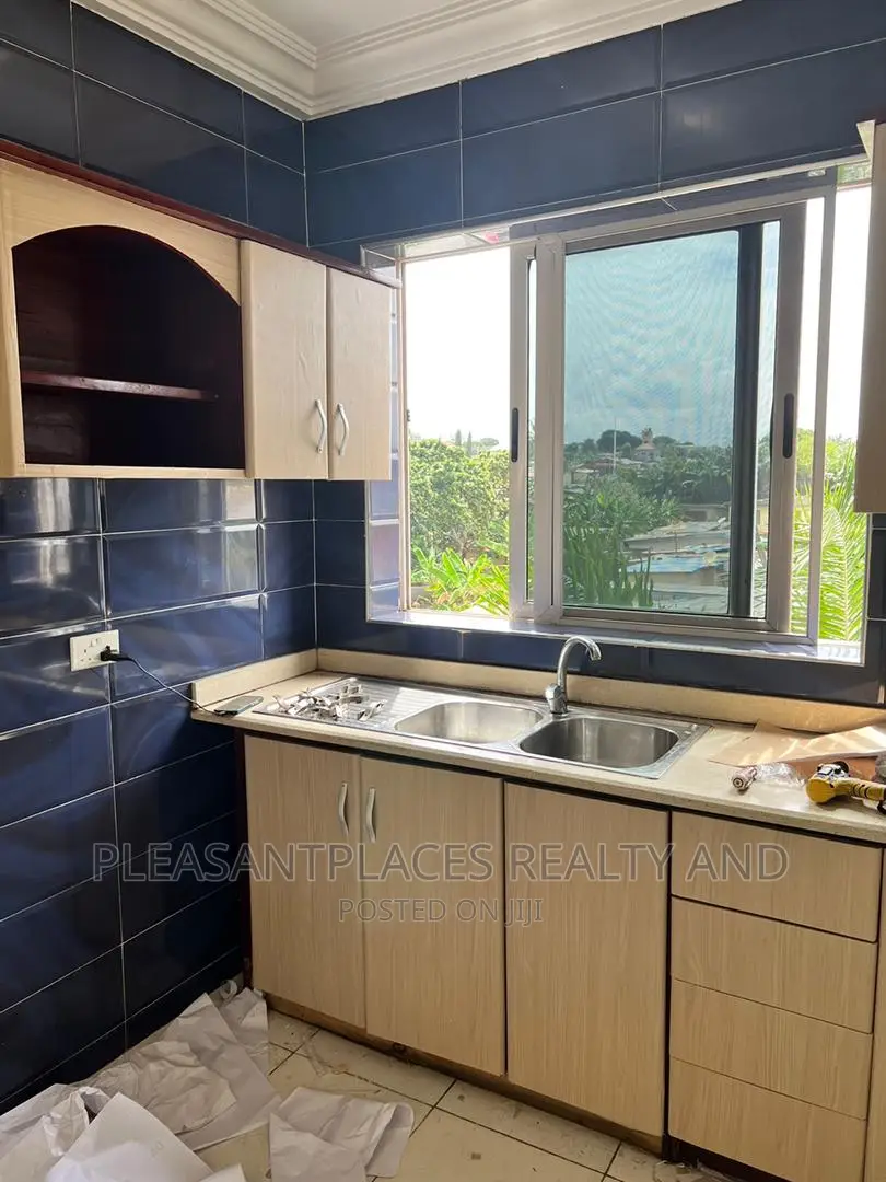 2bdrm Apartment in Pleasantplaces, North Kaneshie for rent in North Kaneshie