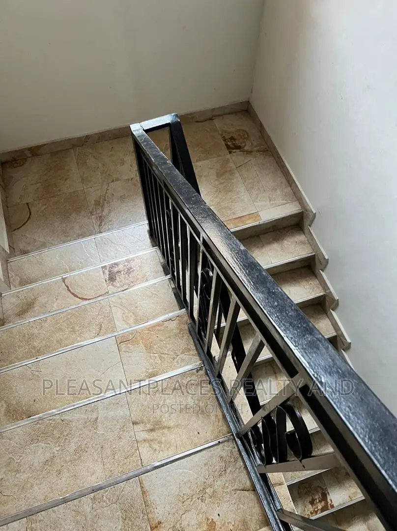 2bdrm Apartment in Pleasantplaces, North Kaneshie for rent in North Kaneshie