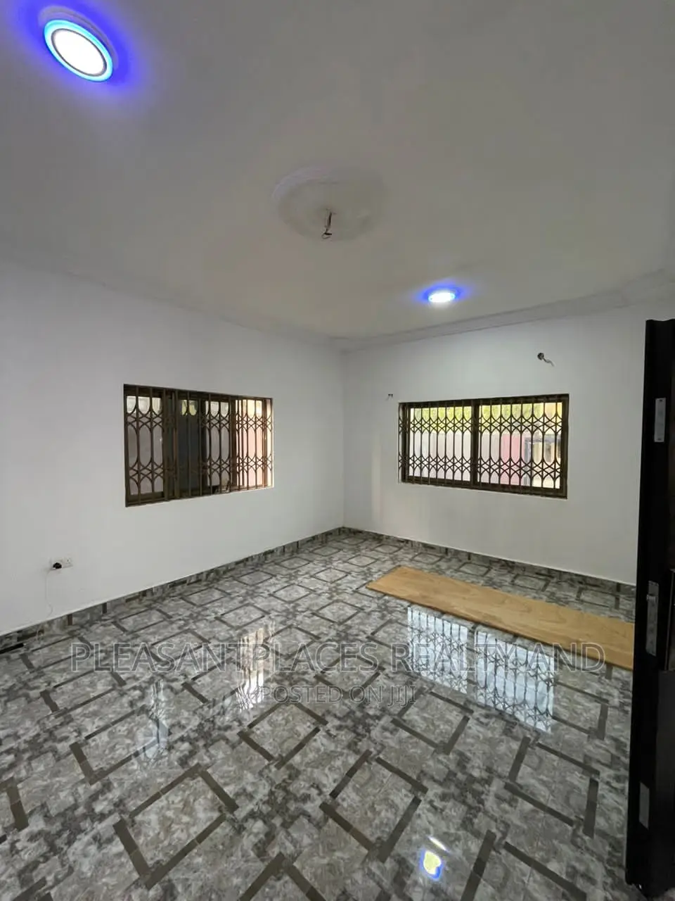 2bdrm Apartment in Pleasantplaces, Oyarifa for rent in Oyarifa