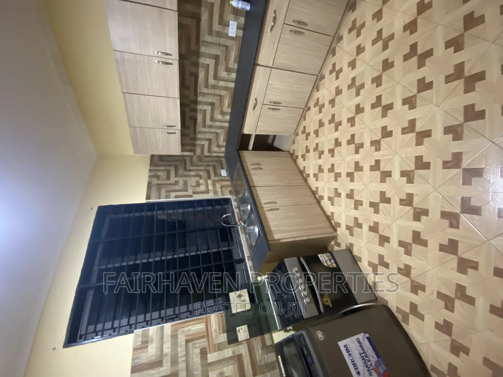 3bdrm Apartment in Tseaddo, Teshie for rent in Teshie