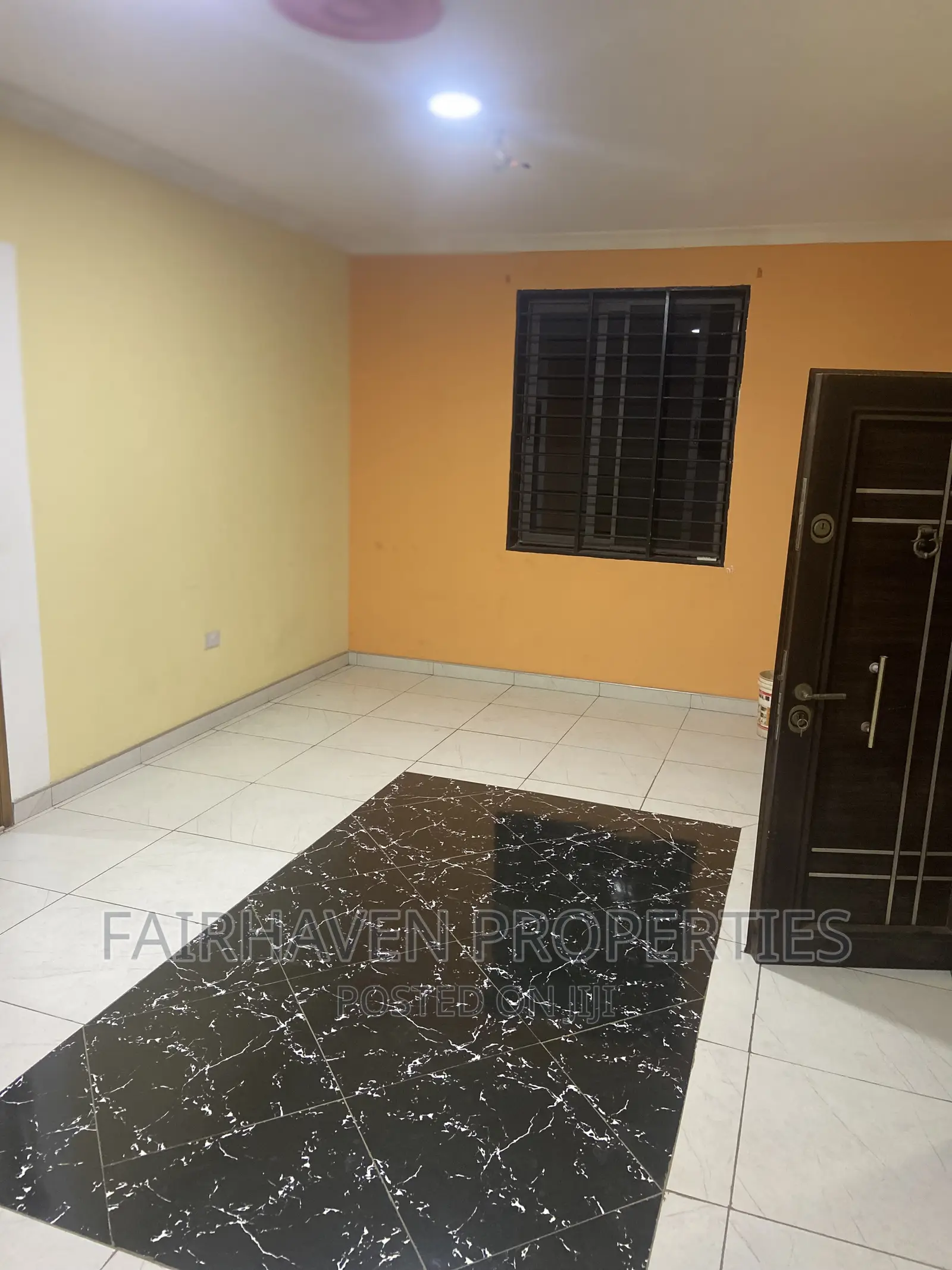 3bdrm Apartment in Tseaddo, Teshie for rent in Teshie
