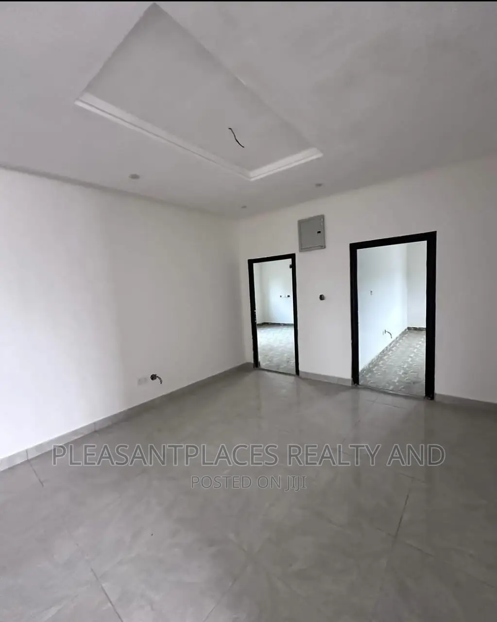 4bdrm Duplex in Pleasantplaces, East Legon for rent in East Legon