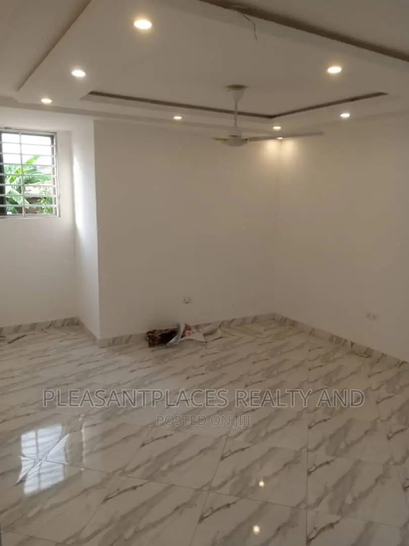 2bdrm Apartment in Pleasantplaces, Adenta for rent in Adenta