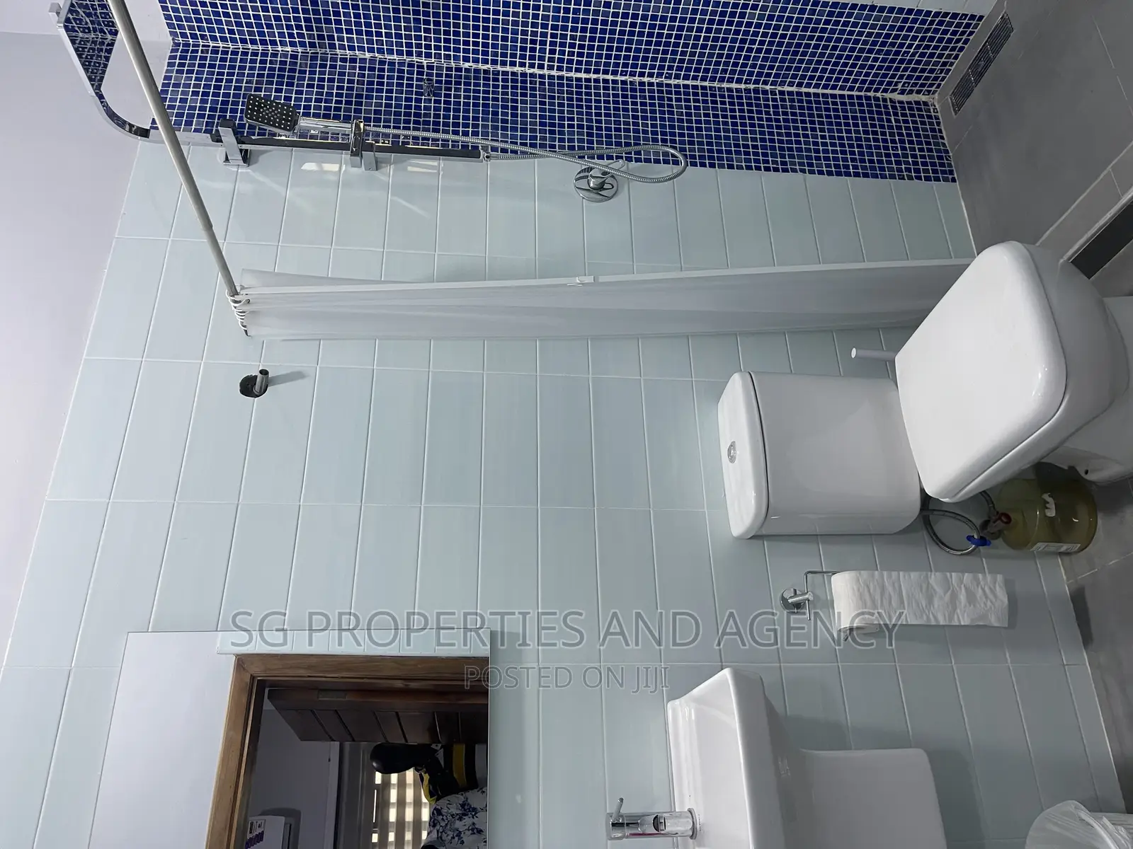 2bdrm Apartment in Lashibi, Spintex for rent in Spintex