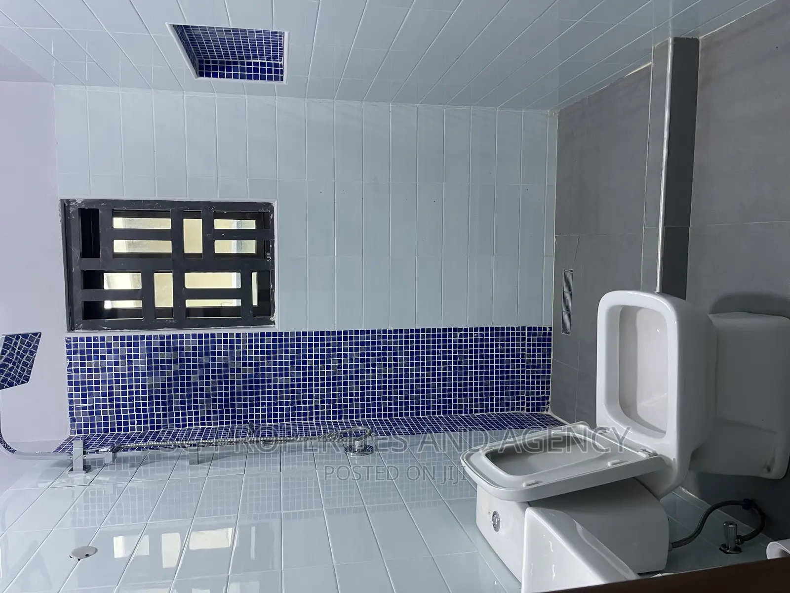 2bdrm Apartment in Lashibi, Spintex for rent in Spintex
