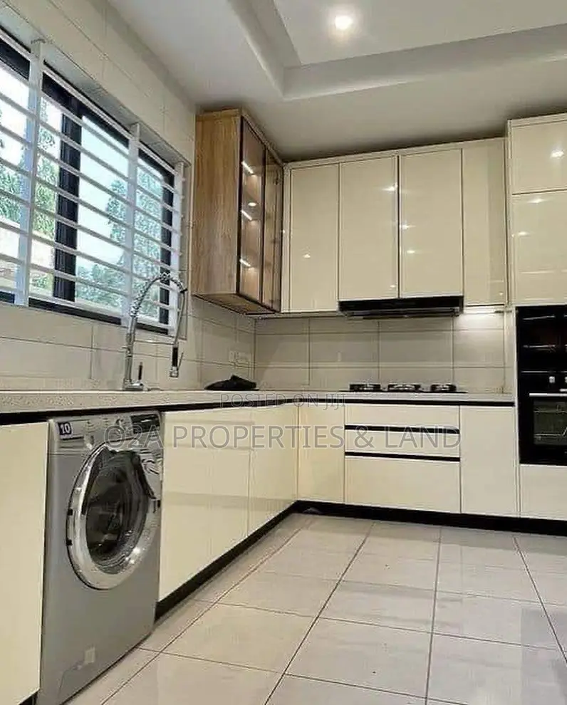 6bdrm House in American House for sale in American House
