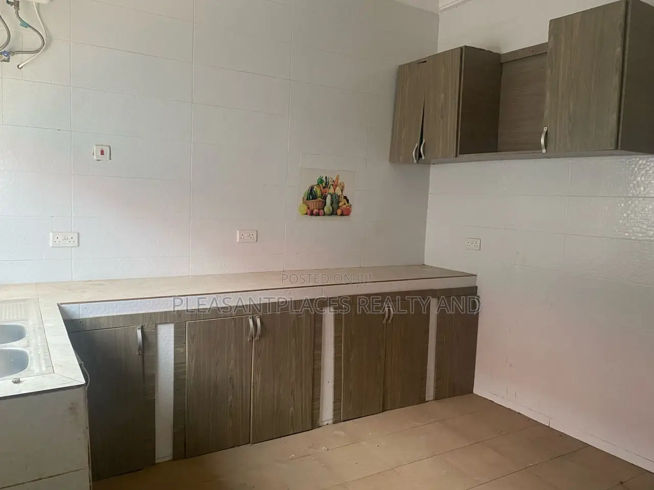 5bdrm House in Pleasantplaces, Pokuase for rent in Pokuase