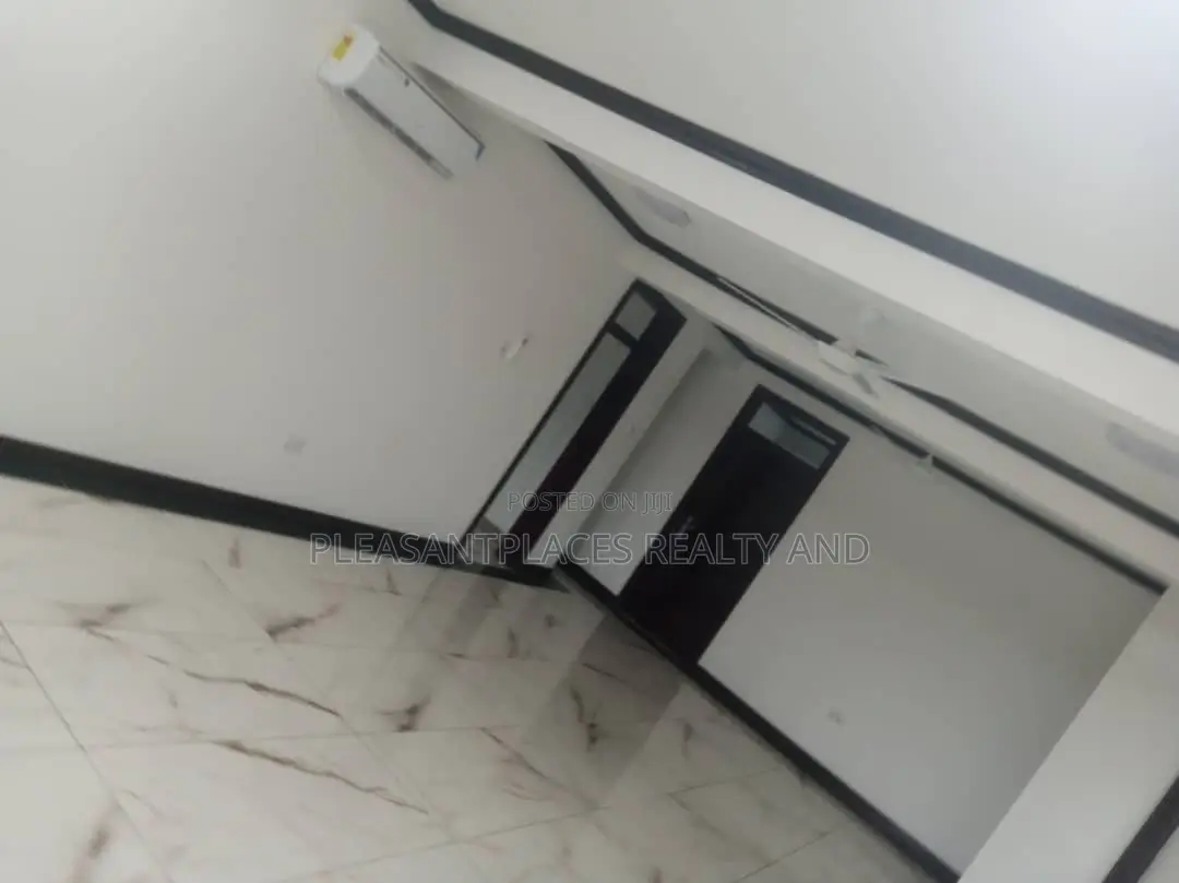 3bdrm Apartment in Pleasantplaces, Ashomang Estate for rent in Ashomang Estate
