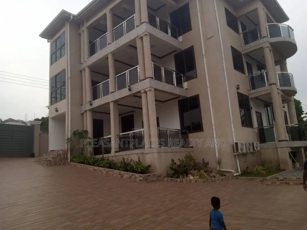 3bdrm Apartment in Pleasantplaces, Ashomang Estate for rent in Ashomang Estate