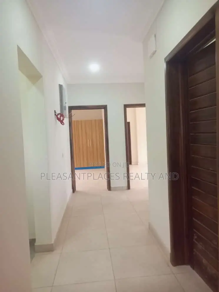 4bdrm Duplex in Pleasantplaces, Barrier for rent in Barrier