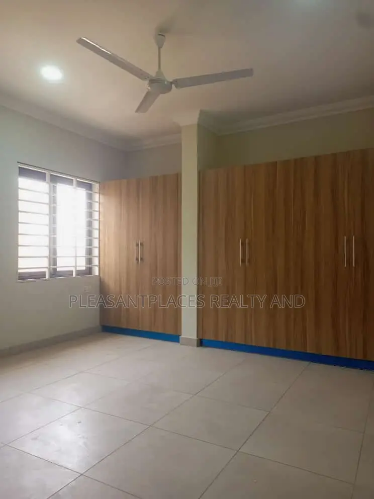 4bdrm Duplex in Pleasantplaces, Barrier for rent in Barrier