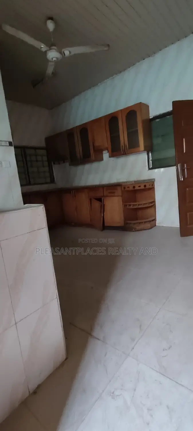 5bdrm House in Pleasantplaces, Housing Down for rent in Housing Down