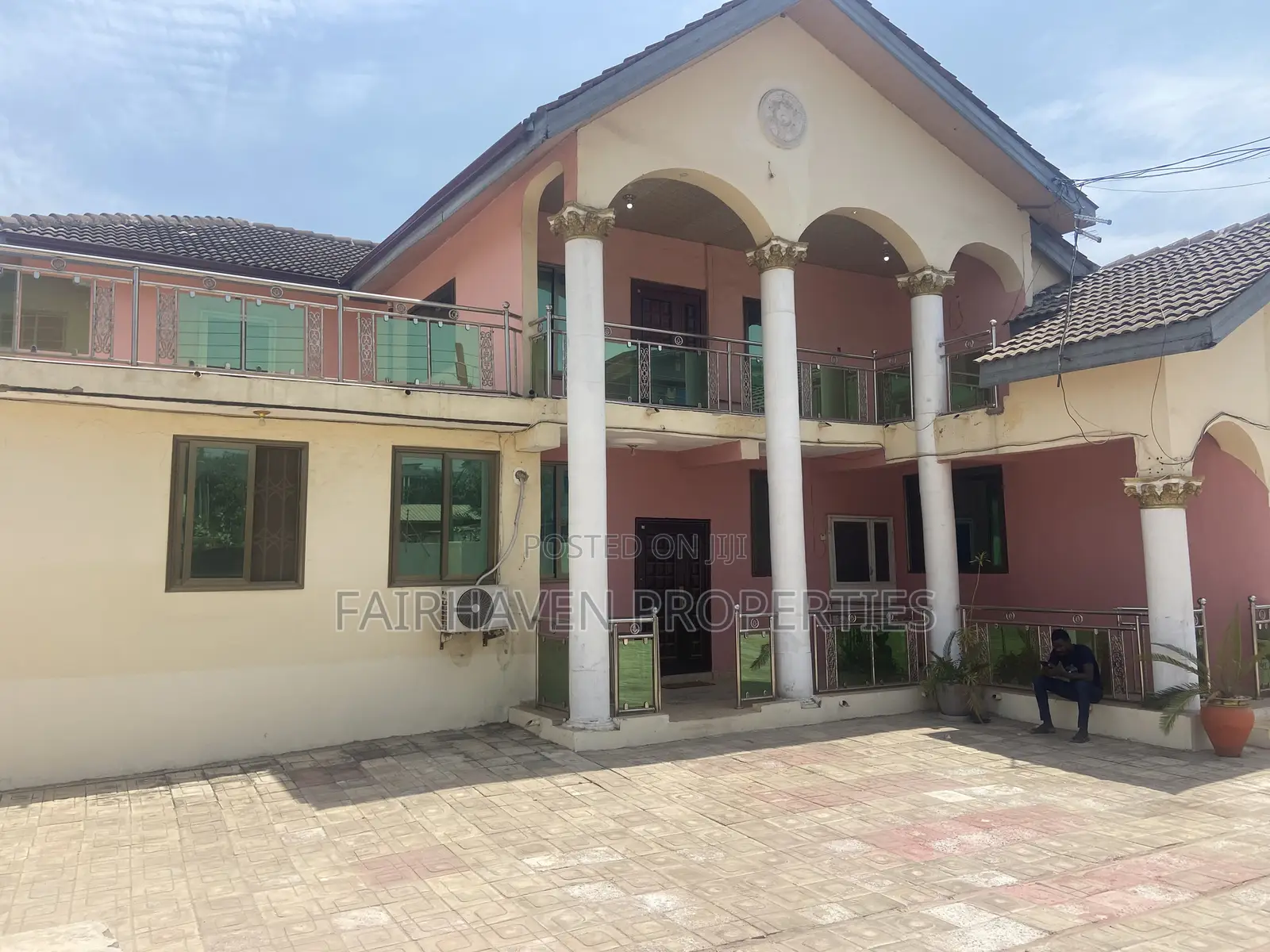 3bdrm Apartment in Tseaddo, Labadi for rent in Labadi