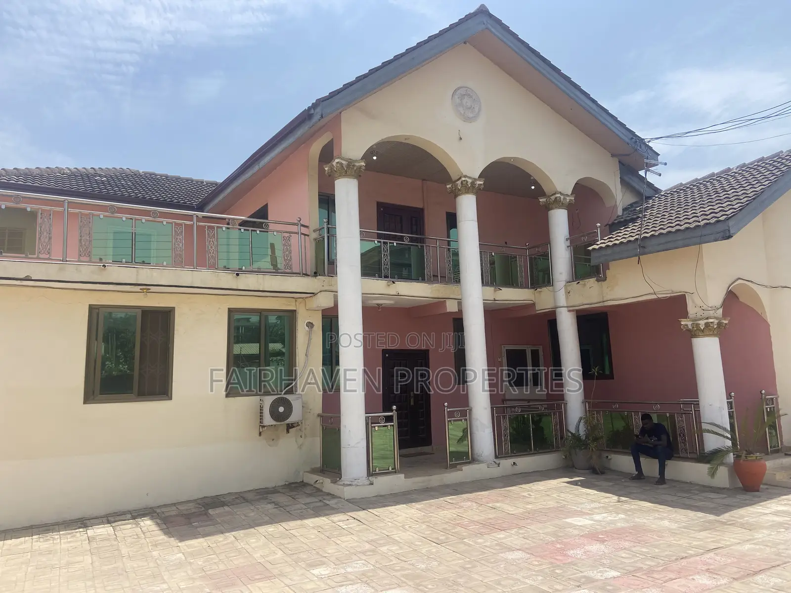 3bdrm Apartment in Tseaddo, Labadi for rent in Labadi