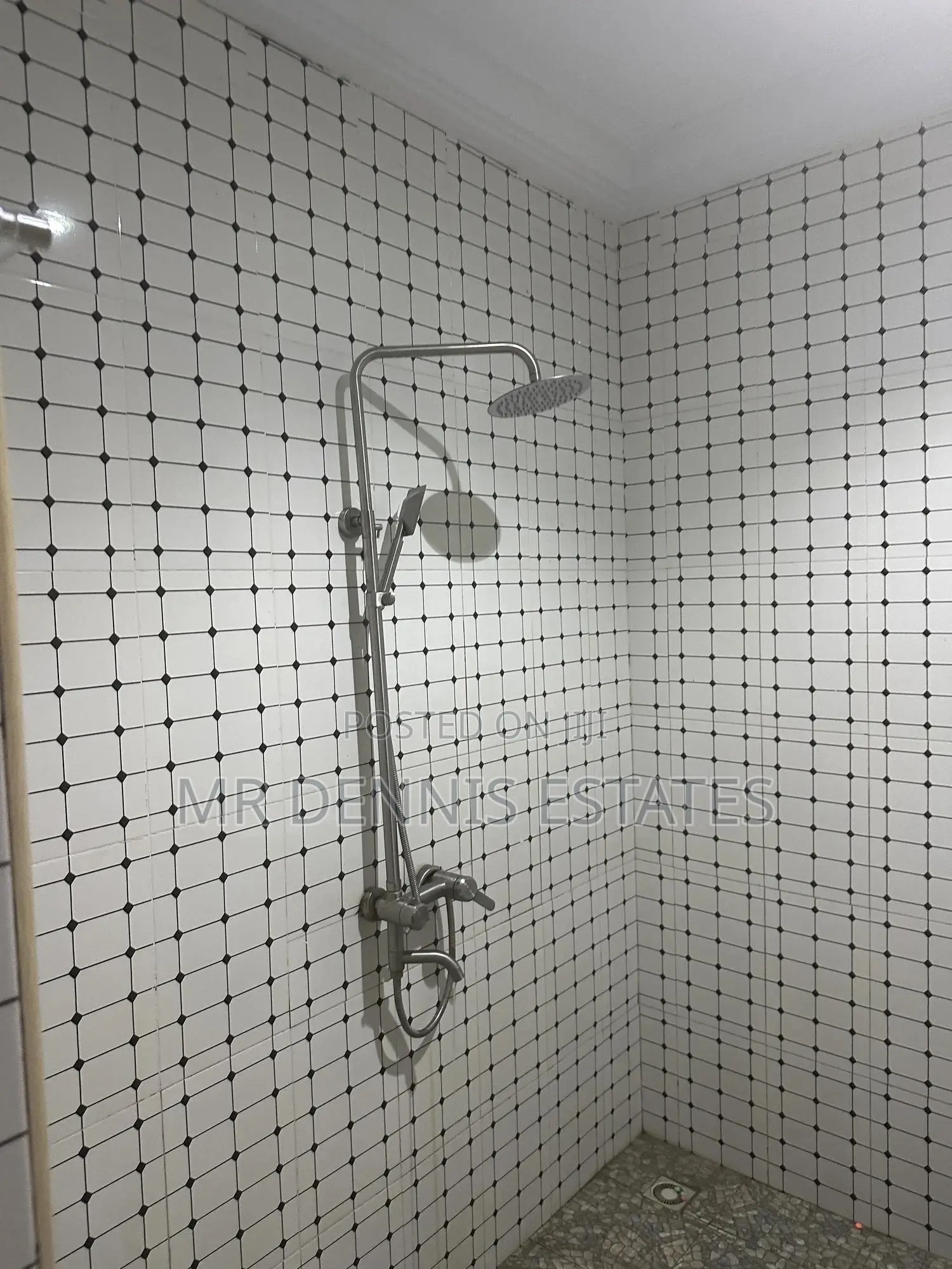1bdrm Room & Parlour in Westhills Mall for rent in West Hills Mall Area
