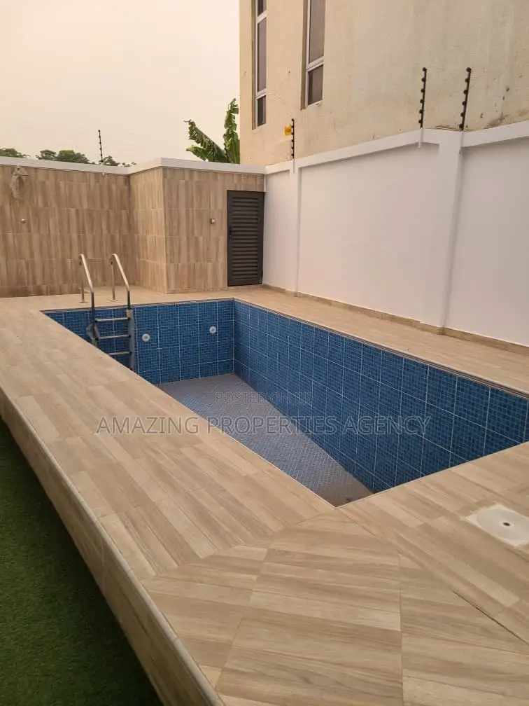 4bdrm House in Airport Residential Area for sale in Airport Residential Area