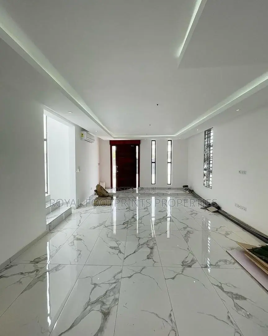 4bdrm House in Royal Footprints, Lake Side Estate for sale in Lake Side Estate