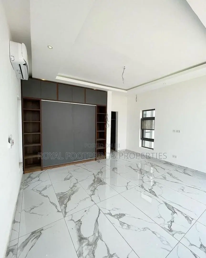 4bdrm House in Royal Footprints, Lake Side Estate for sale in Lake Side Estate
