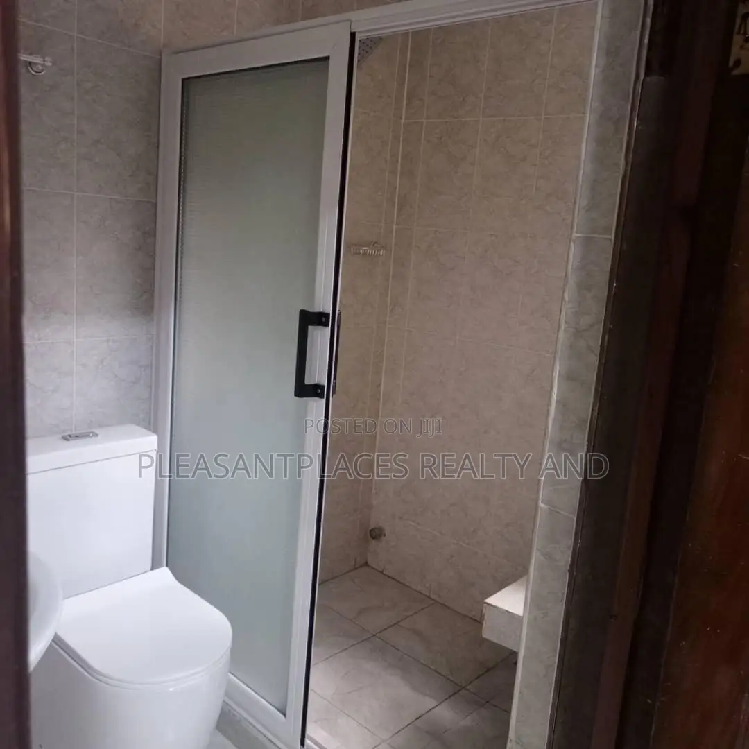 2bdrm Apartment in Pleasantplaces, West Legon for rent in West Legon
