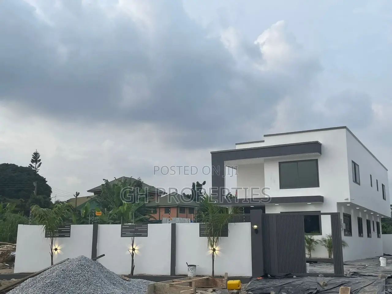 4bdrm Mansion in Ahensan Estate, Kumasi Metropolitan for sale in Kumasi Metropolitan