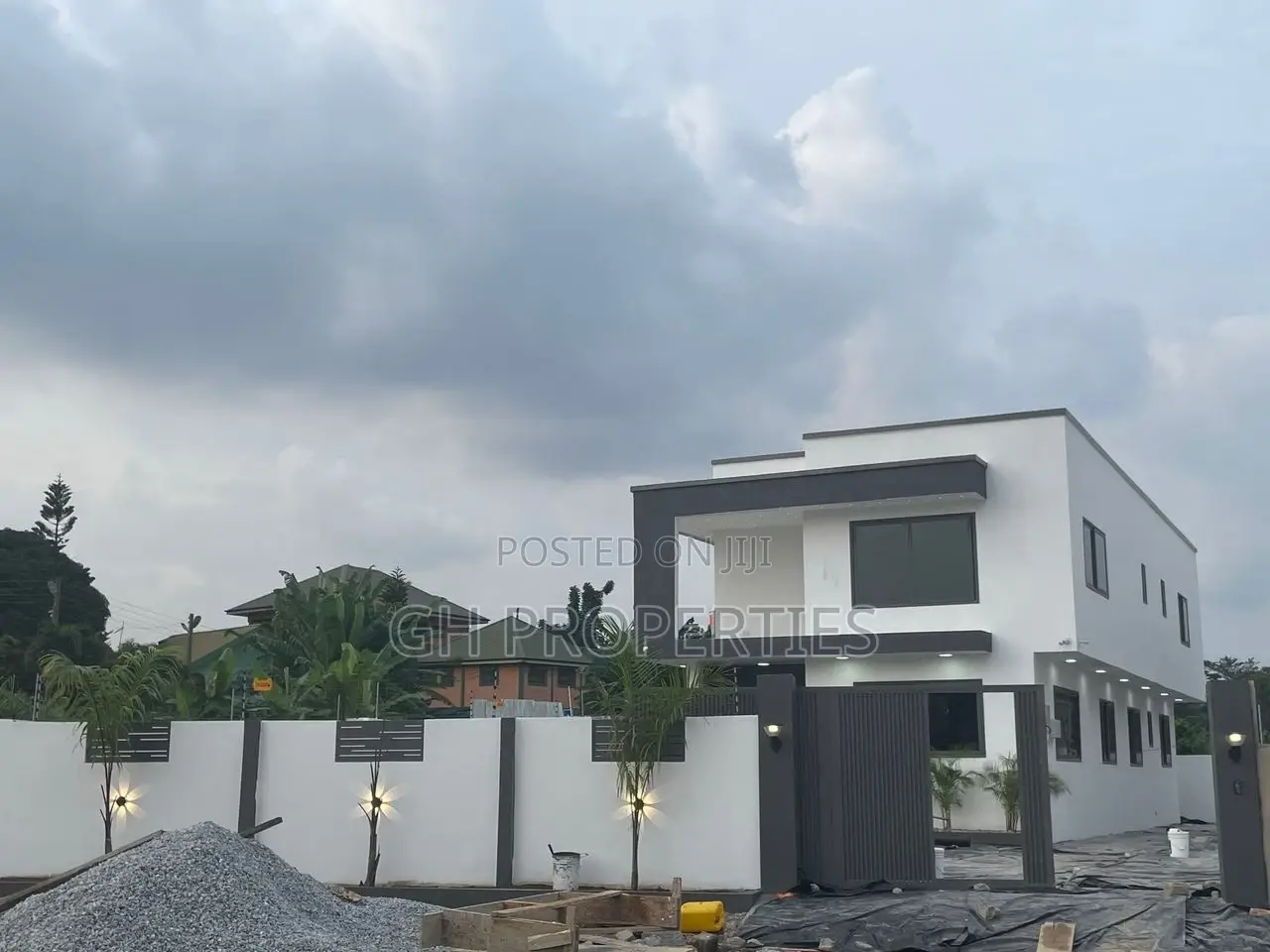 4bdrm Mansion in Ahensan Estate, Kumasi Metropolitan for sale in Kumasi Metropolitan