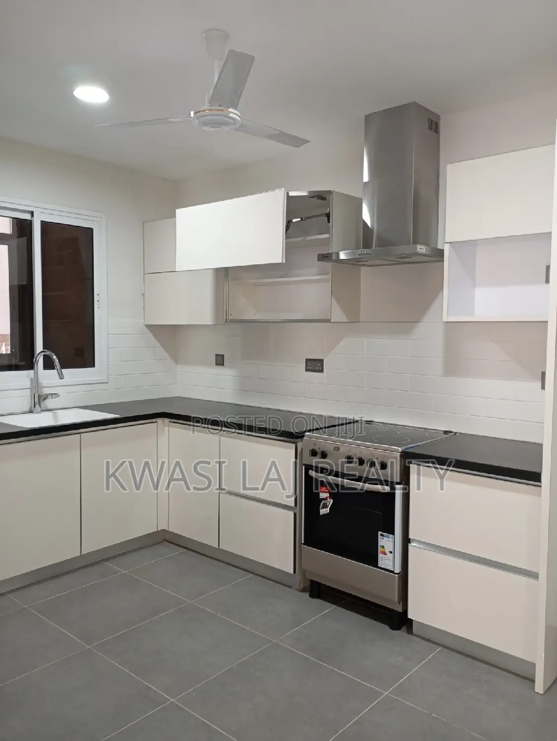 3bdrm Apartment in Westhills Mall Weija for rent in Weija