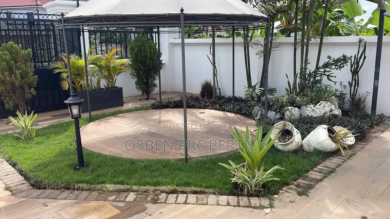 Furnished 5bdrm Mansion in Pleasant Properties, Spintex for sale in Spintex
