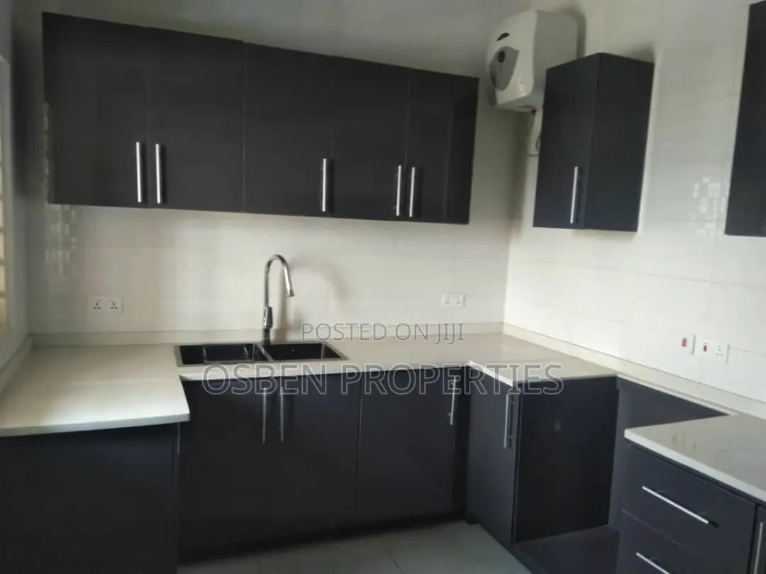 Furnished 5bdrm Mansion in Pleasant Properties, Spintex for sale in Spintex