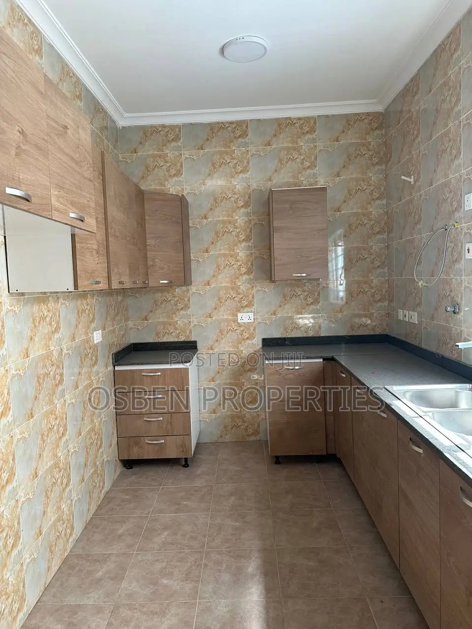 3bdrm House in Pleasant Properties, Spintex for sale in Spintex