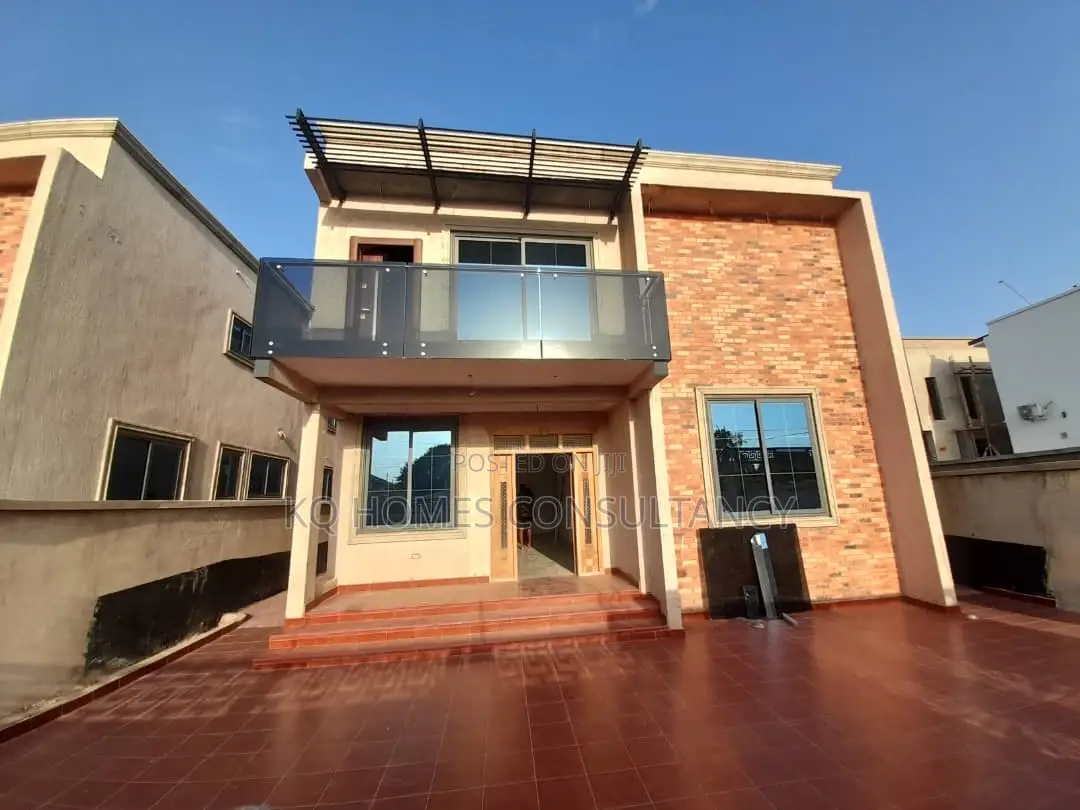 4bdrm House in Haatso for sale in Haatso