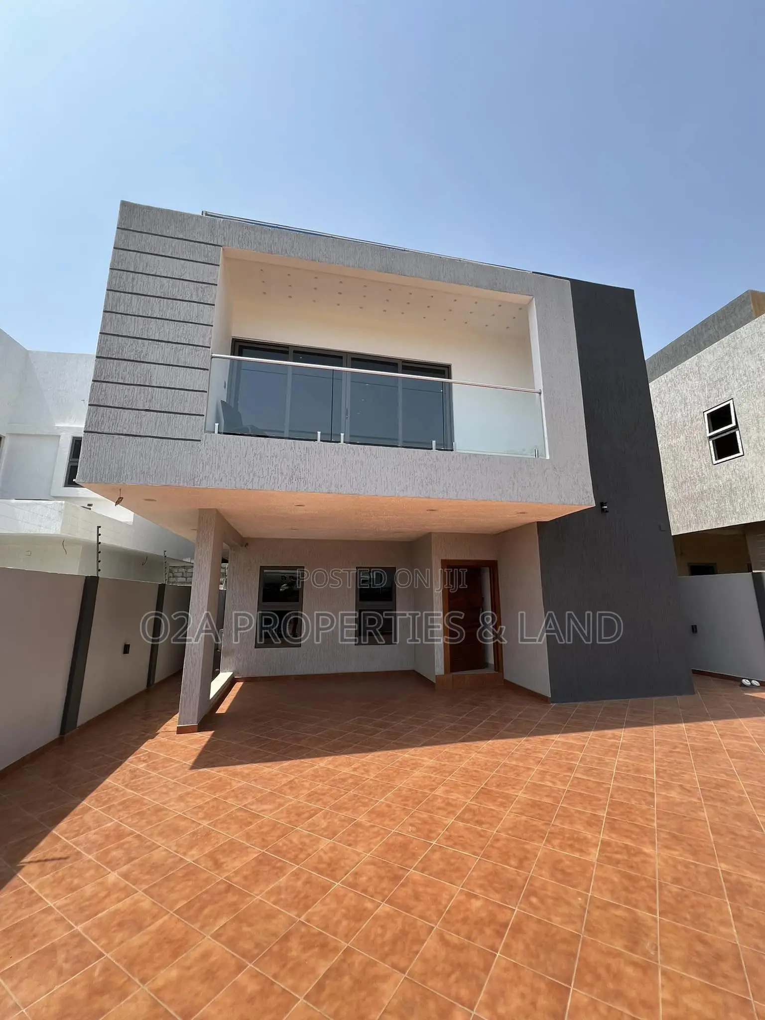 3bdrm House in East Legon, American House for sale in American House