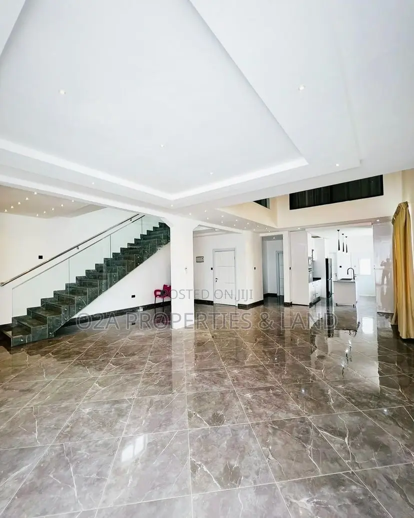 4bdrm House in East Legon Hills, American House for sale in American House