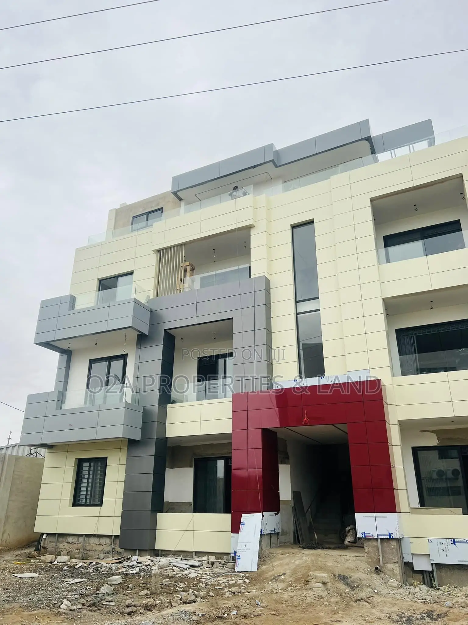 3bdrm House in East Airport for sale in Airport Residential Area