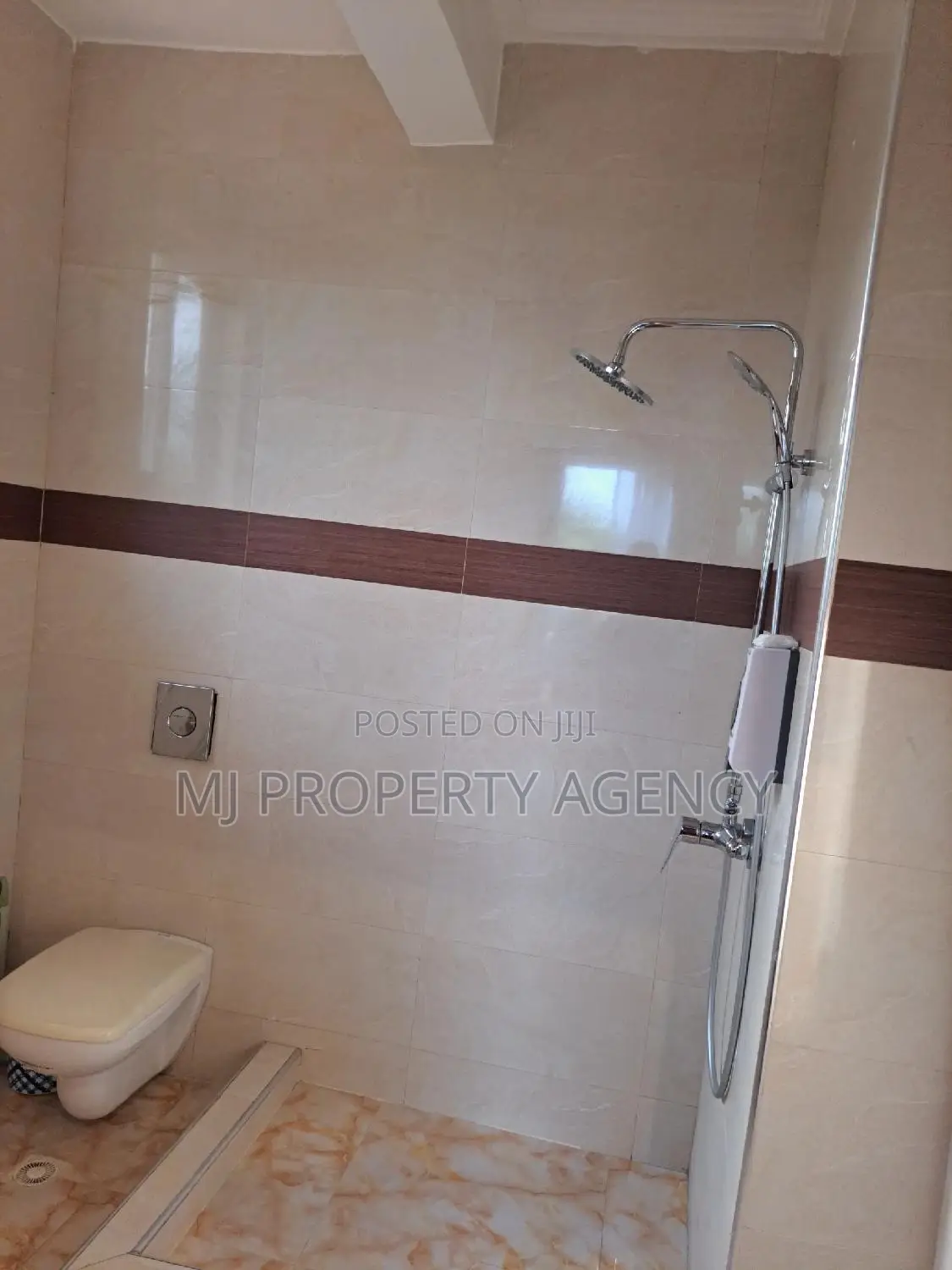 Furnished 7bdrm House in Prampram for sale in Prampram